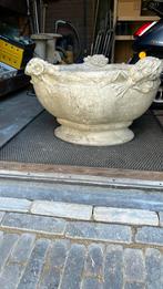 Grote stenen pot voor interieur,  tuin of terras., Ophalen, Zo goed als nieuw