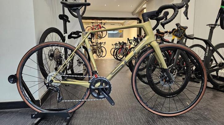 *NIEUW* superior X-road team elite se disc *ROAD & GRAVEL*, Hobby en Vrije tijd, Overige Hobby en Vrije tijd, Nieuw, Ophalen of Verzenden