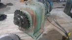 dikke elektromotor 1 met zware tandwielkast  en 1 compressor, Ophalen, Gebruikt