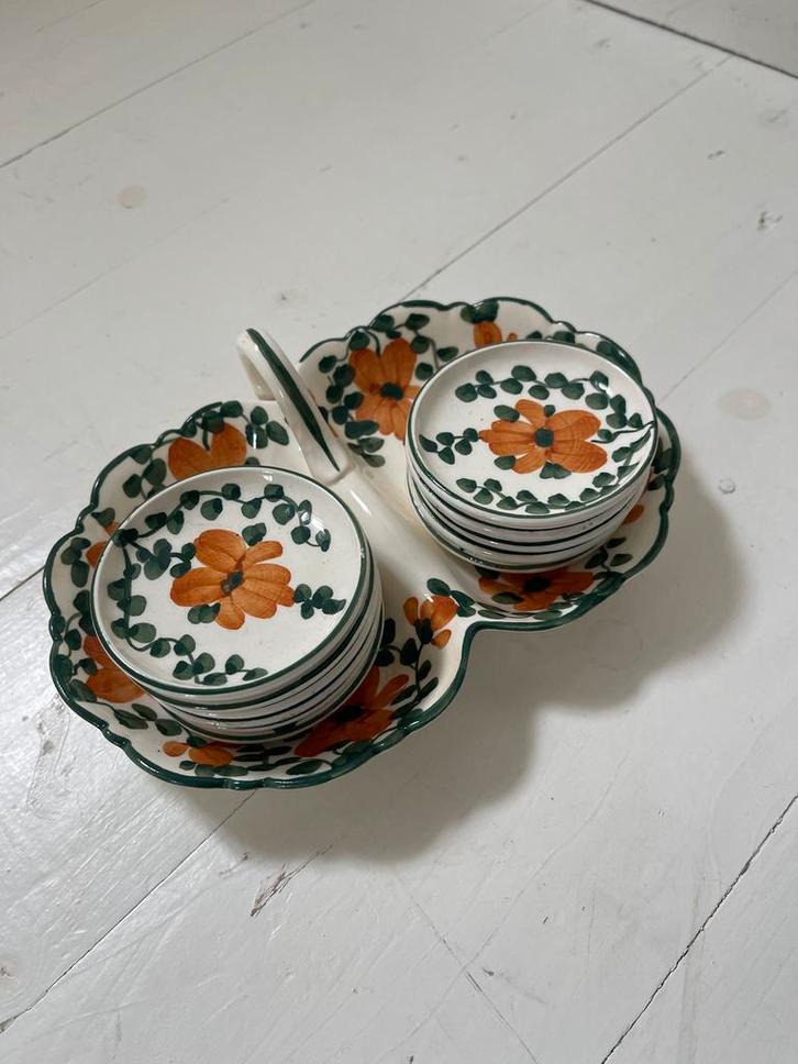 Serveerschaal met kleine bakjes, Huis en Inrichting, Keuken | Servies, Gebruikt, Schaal of Schalen, Overige stijlen, Aardewerk