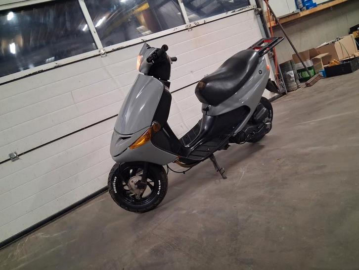 Peugeot Zenith 50cc - Opgeknapt!, Fietsen en Brommers, Brommeronderdelen | Scooters, Gebruikt, Peugeot, Overige typen, Ophalen of Verzenden