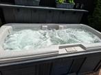 In goede staat verkerende 2p jacuzzi bubbelbad, Tuin en Terras, Ophalen, Gebruikt