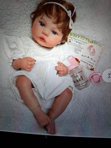 Prachtige princes reborn pop . Kan mee in bad.  beschikbaar voor biedingen