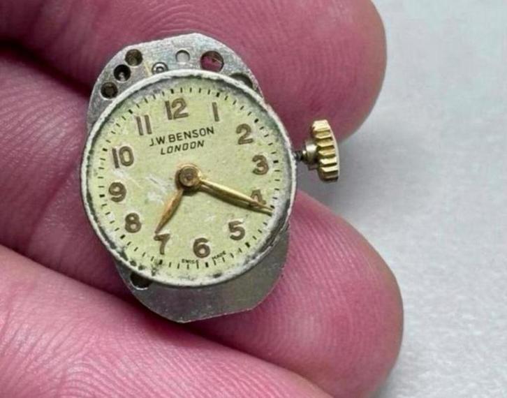 Vintage J W JW Benson London Swiss Watch Horloge onderdeel, Sieraden, Tassen en Uiterlijk, Antieke sieraden, Overige typen, Overige materialen