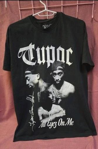 Heren t-shirt Tupac | All eyez on me, Kleding | Heren, T-shirts, Gedragen, Maat 46 (S) of kleiner, Zwart, Ophalen of Verzenden