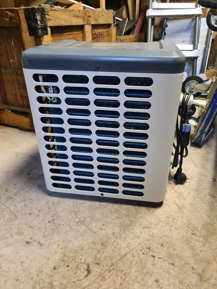 zwembad verwarming, Tuin en Terras, Zwembad-toebehoren, Zo goed als nieuw, Verwarming, Ophalen