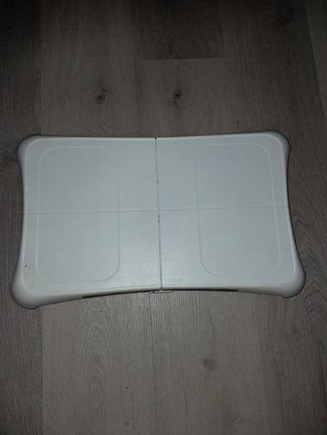Wii Balance Board - Fit op de bank! beschikbaar voor biedingen