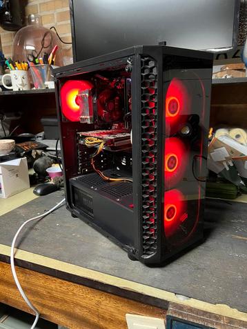 Game pc instap/midde klasse  beschikbaar voor biedingen