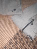 Nike Tech Fleece pak, Kleding | Dames, Sportkleding, Nike, Grijs, Overige typen, Ophalen of Verzenden