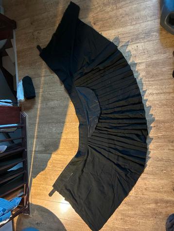 Schotse zwarte heren kilt beschikbaar voor biedingen