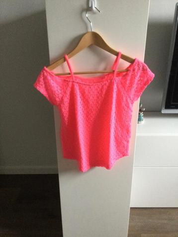 Nieuw shirtje  beschikbaar voor biedingen