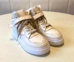 Nieuw Shoeby leer beige hoge veterschoenen maat 39, Schoenen met lage hakken, Beige, Nieuw, Ophalen of Verzenden