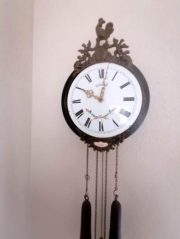 Antieke Comtoise Haantjes Klok - Warming 1735 beschikbaar voor biedingen