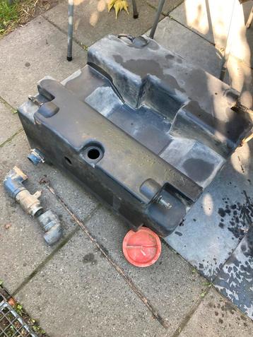Vuilwatertank Ford Transit 2009 beschikbaar voor biedingen