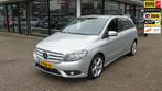 Mercedes-Benz B-klasse 180 Ambition, Voorwielaandrijving, Stof, Gebruikt, 4 cilinders