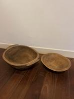 Twee oude houten troggen, Huis en Inrichting, Woonaccessoires | Schalen en Manden, Ophalen, Gebruikt, Schaal, Ovaal