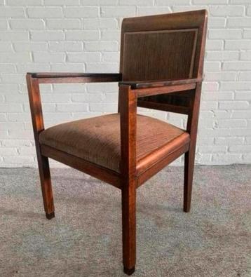 Fauteuil van firma Pander Haagse school Amsterdamse school. beschikbaar voor biedingen