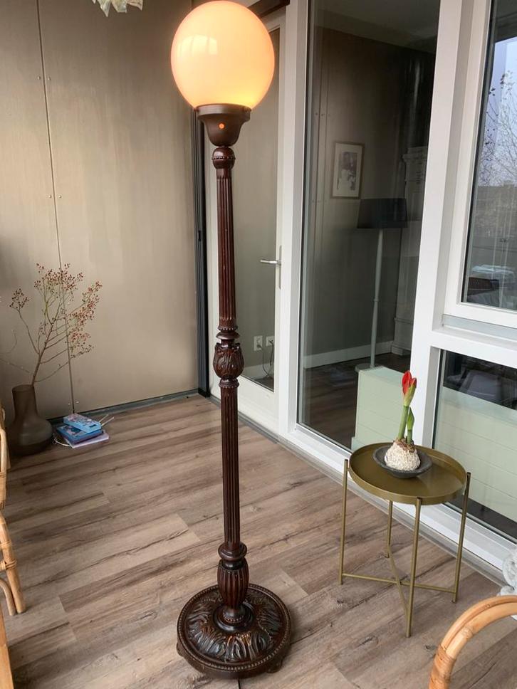 Uit overgrootmoeder tijd deze mooie nostalgische lamp, Antiek en Kunst, Antiek | Lampen, Ophalen of Verzenden