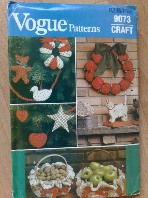 Vogue 9073 Kerst patroon krans ornamenten boomrok Mand Cove, Hobby en Vrije tijd, Kledingpatronen, Zo goed als nieuw, Overige merken