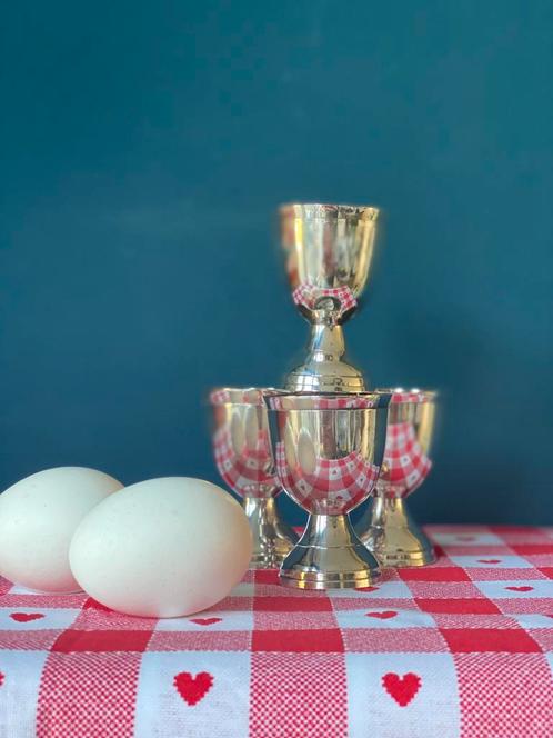 Sets van 4 verzilverde eierdopjes, Huis en Inrichting, Keuken | Servies, Verzenden