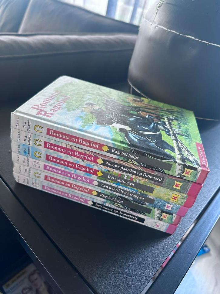 Romana en Ragebol - 6 Boeken - Tina Caspari, Boeken, Kinderboeken | Jeugd | 10 tot 12 jaar, Gelezen, Fictie, Ophalen of Verzenden