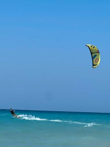Duotone Dice 2022 SLS van 12M kite geel, yellow mustard beschikbaar voor biedingen