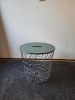 Bijzet tafel/mandje, Huis en Inrichting, Tafels | Bijzettafels, Minder dan 55 cm, Rond, Zo goed als nieuw, Ophalen