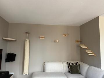Wandsysteem / klimmuur voor katten van RHRpets beschikbaar voor biedingen