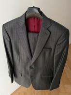 Grijze heren pak, maat 48/50 - zo goed als nieuw!, Kleding | Heren, Kostuums en Colberts, Ophalen, Zo goed als nieuw, Maat 48/50 (M)