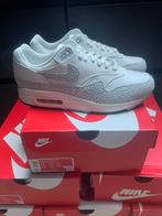 Nike air Max 1 nieuw in doos maat 42, Wit, Nike, Nieuw, Ophalen of Verzenden
