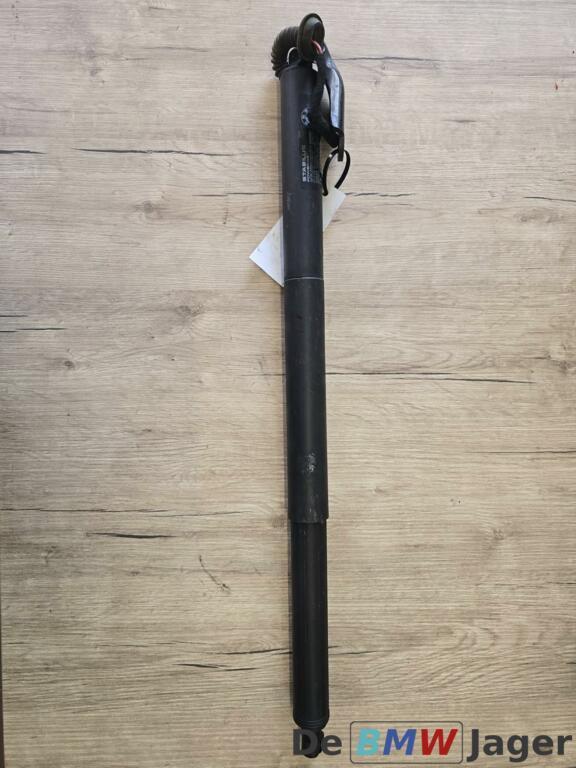 Gasveer achterklep BMW 2-serie Gran Tourer F46 51247365979, Auto-onderdelen, Klein materiaal, BMW, Gebruikt, Ophalen of Verzenden