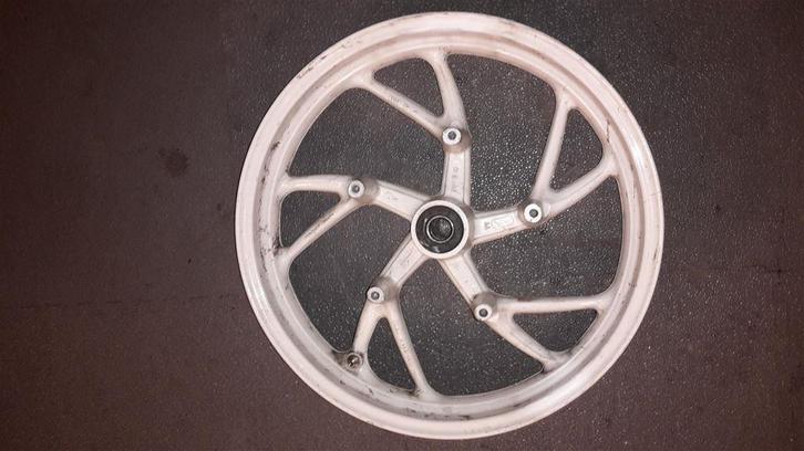 BMW F800R voorwiel in het wit gericht model 2009, Motoren, Tuning en Styling, Ophalen of Verzenden