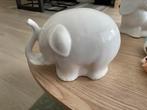 Wit keramieke olifant, Ophalen of Verzenden, Zo goed als nieuw, Dier