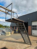 Stalen trap met bordes zwart hoog 2.53mtr nob120, Doe-het-zelf en Verbouw, Ladders en Trappen, Ophalen, Zo goed als nieuw, 2 tot 4 meter