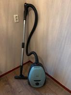 AEG Stofzuiger  Vx8.2, Witgoed en Apparatuur, Stofzuigers, Gebruikt, Stofzuiger, Minder dan 1200 watt, Ophalen