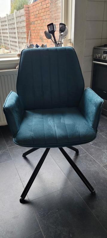 4 Draaibare Eetkamerstoelen - Moeten Weg! beschikbaar voor biedingen