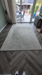 Mooi beige vloerkleed (tverstad), Huis en Inrichting, Stoffering | Tapijten en Kleden, Ophalen, Beige, 200 cm of meer, Zo goed als nieuw