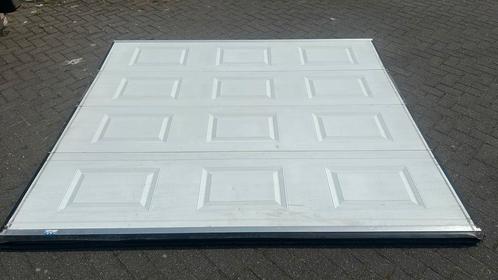 Electrische garagedeur. Industrie kwaliteit. 246 breed x 218, Doe-het-zelf en Verbouw, Deuren en Horren, Zo goed als nieuw, Garagedeur