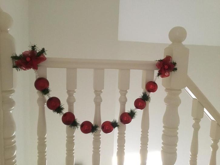 Kerst guirlandes/kerstguirlande/kerstdecoraties, Diversen, Kerst, Zo goed als nieuw, Ophalen of Verzenden