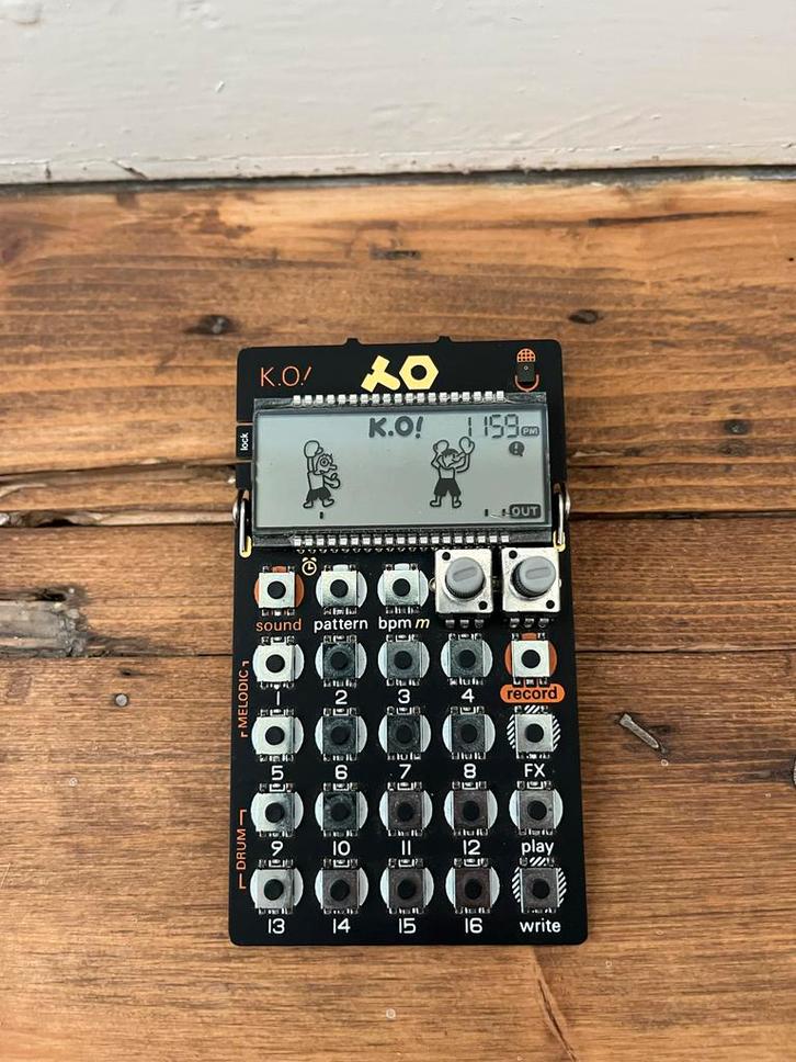 Teenage Engineering PO-33 K.O. Sampler, Muziek en Instrumenten, Samplers, Gebruikt, Ophalen of Verzenden