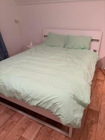 IKEA Wit Bedframe 160x200 Metalen Onderstel (lattenbodems) - afbeelding 1