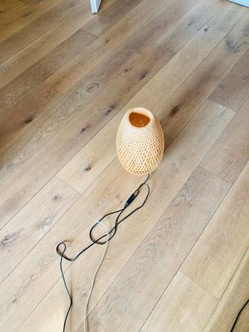 Ikea Lamp - Sfeervolle Verlichting beschikbaar voor biedingen