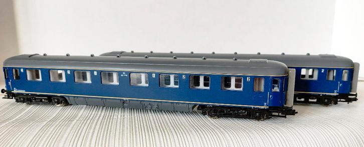 2 Roco NS Plan D-rijtuigen 1e/2e klas en 2e klas, Hobby en Vrije tijd, Modeltreinen | H0, Zo goed als nieuw, Wagon, Gelijkstroom