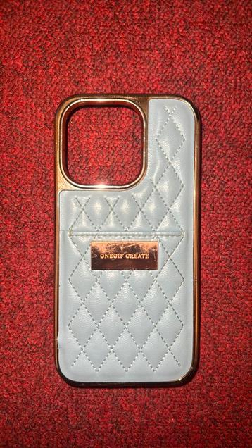 Iphone 15 pro telefoon hoesje beschikbaar voor biedingen