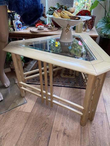  Art deco vintage crème  bijzettafeltje met facetglas beschikbaar voor biedingen
