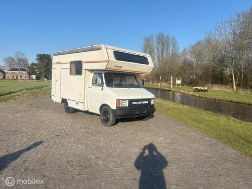 Bedford cf 250 kampeerauto, Auto's, Overige Auto's, Bedrijf, LPG, Overige carrosserieën, Handgeschakeld, Beige, Achterwielaandrijving