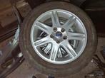 Volvo set 16 inch velgen met michelin winterbanden, Auto diversen, Wieldoppen, Ophalen