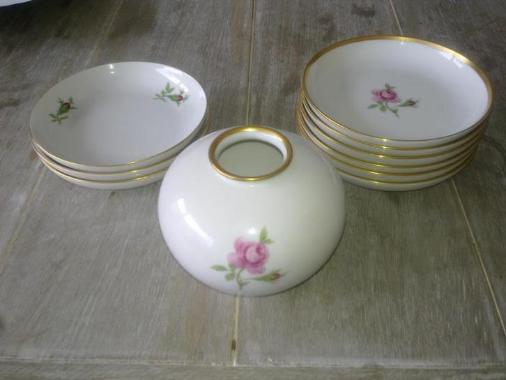 Fürstenberg west germany petit four schaaltje rozen, Antiek en Kunst, Antiek | Schalen, Ophalen of Verzenden