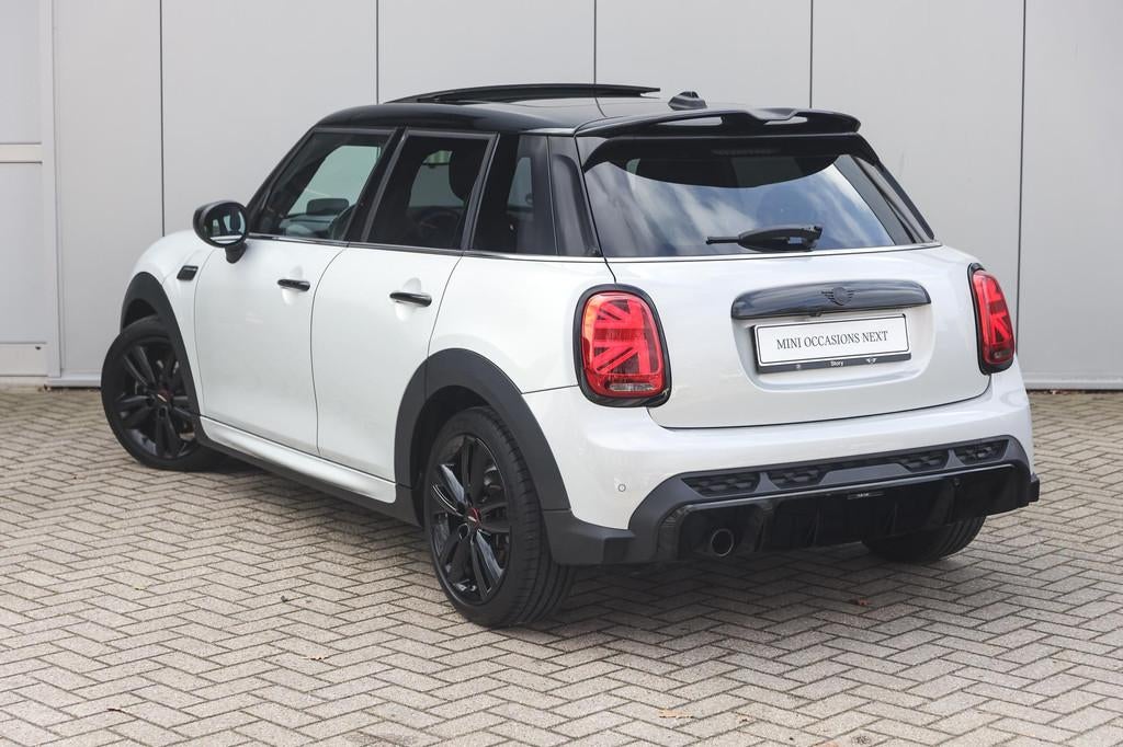 MINI Hatchback Cooper JCW Automaat / Sportstoelen / Achterui, Auto's, Mini, 136 pk, Gebruikt, Met garantie (alle), Wit