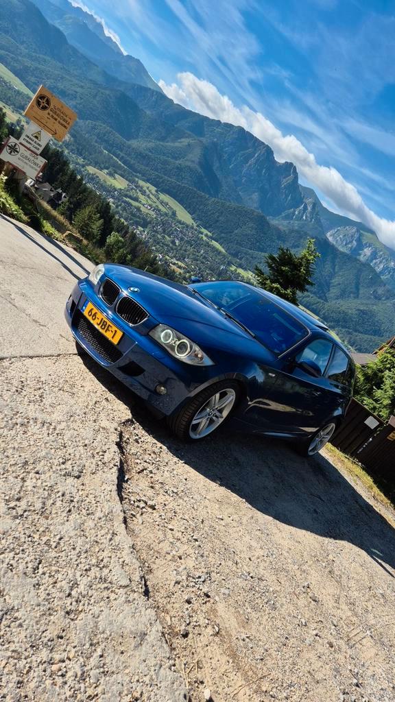 BMW 1-Serie 2.0 118I 5DR AUT 2009 Le Mans Blue, Auto's, BMW, 1-Serie, ABS, Airbags, Airconditioning, Alarm, Android Auto, Apple Carplay